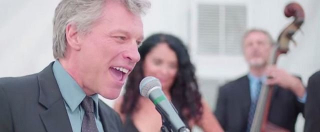 Bon Jovi cantó en un casamiento