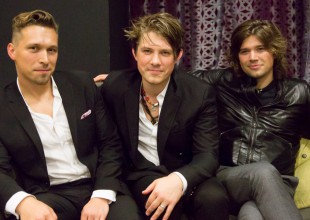 Hanson se reunió después de 20 años para cantar “Mmmbop”