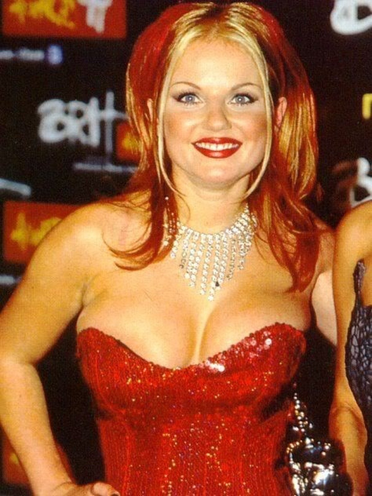 Geri Halliwell, colorada explosiva.