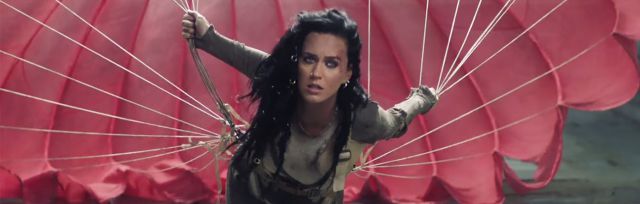 Katy Perry presentó el video de "Rise"