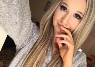 #Fingermouthing: la selfies con el dedo en la boca