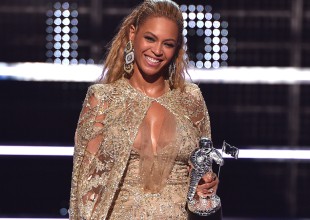 Beyoncé arrasó en los MTV VMAs
