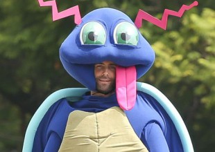 ¿Qué hacía Adam Levine disfrazado de Pokemon?