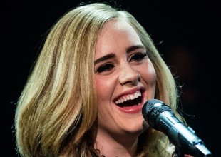 Adele dedicó su último show al fin de #Branjelina