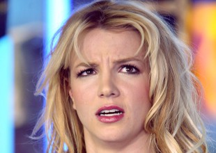 ¡Britney se olvidó la coreo en pleno show!