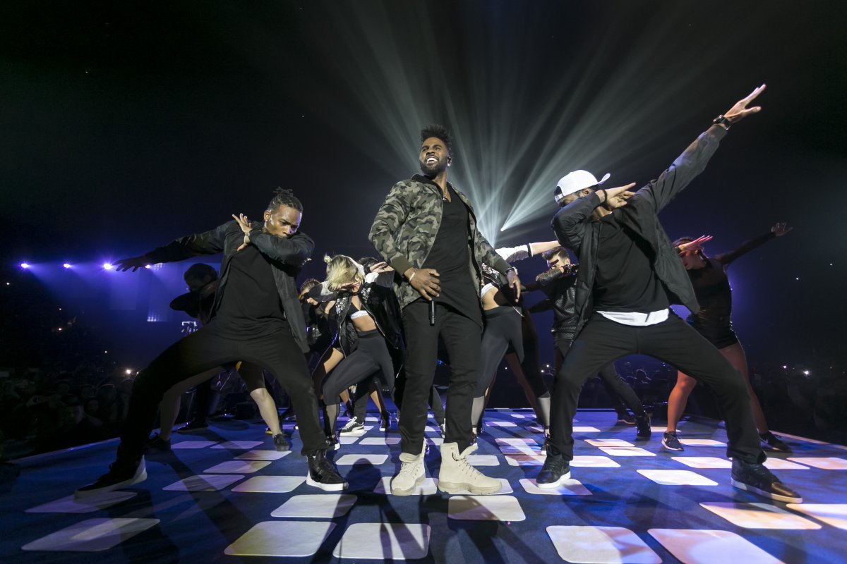 Así bailaba Jason Derulo en el escenario de #Los40MusicAwards