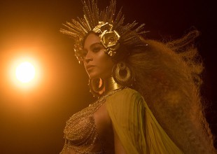 El impactante show de Beyoncé en los Grammy, ¡Embarazada!