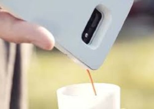 Esta funda para celulares también hace café