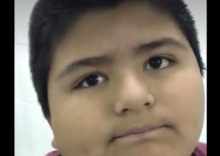 No vas a parar de reírte con este nene que se tragó un silbato