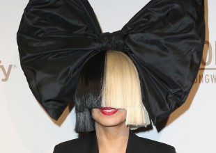 Sia publicó una foto desnuda en sus redes sociales