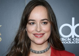Aparecen fotos de Dakota Johnson y Chris Martin juntos en una cena