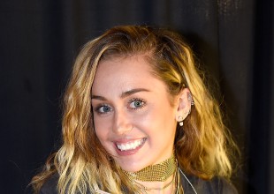 Por esta foto, todos piensan que Miley Cyrus está embarazada