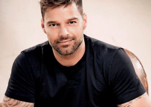 ¡OMG! Ricky Martin publicó una foto saliendo de la ducha