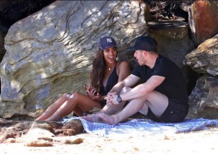 Descubrieron a Nick Jonas a los besos con su nueva novia