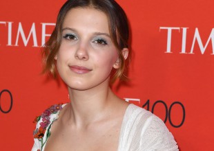 Borraron un comentario de Ariana Grande por criticar a Millie Bobby Brown