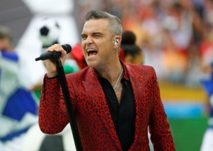 Así fue la presentación de Robbie Williams en el Mundial Rusia 2018