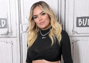 Karol G es criticada en las redes sociales por cantar este tema