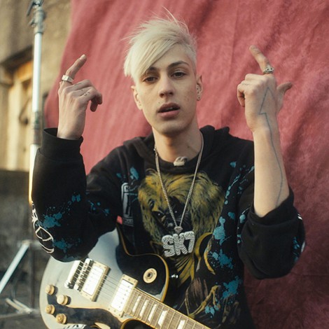 Seven Kayne presenta su nuevo single "Wave"