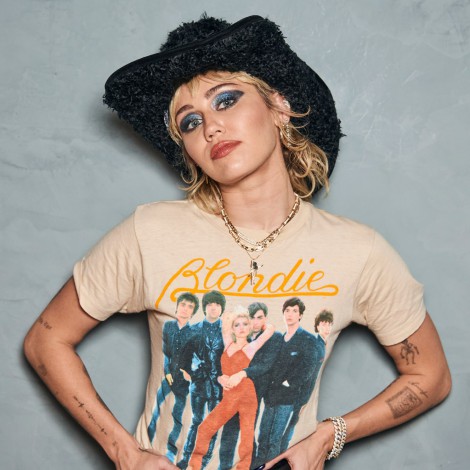 Miley Cyrus confesó que quiere besar a Harry Styles