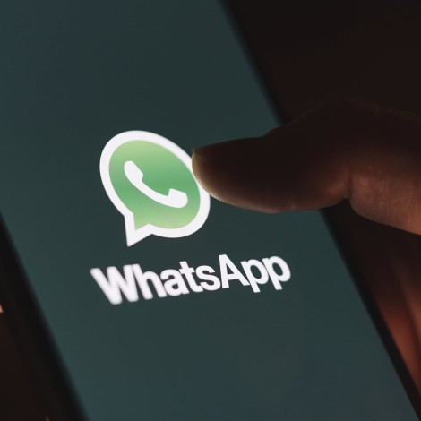 El truco para saber cómo te tienen agendado en WhatsApp