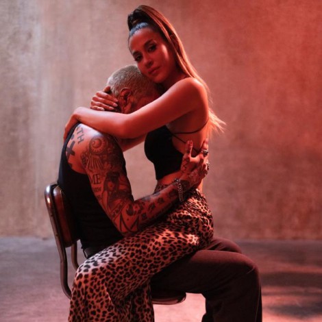 Entrevista a j mena: "Me daba pánico lanzar 'Ya no te extraño'"