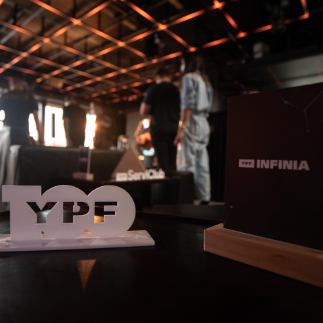 YPF Serviclub sorprendió con un recital en vivo en Mar del Plata
