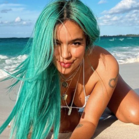 ¿Karol G tiene nuevo novio?
