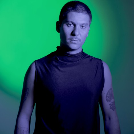 Santi Celli lanza su nuevo single "Me lo buscaba"
