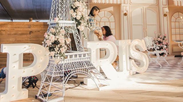 Maluma festejó el baby shower de su hija París