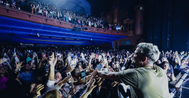 PEDRO CAPÓ LA ROMPIÓ EN EL TEATRO ÓPERA