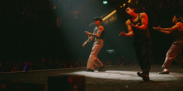 RAUW ALEJANDRO HIZO HISTORIA EN EL MOVISTAR ARENA CON UN SHOW TEATRAL AL ESTILO BROADWAY