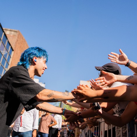 Una fiesta de música y gente: así fue el Estudio Abierto de LOS40 con Luck Ra