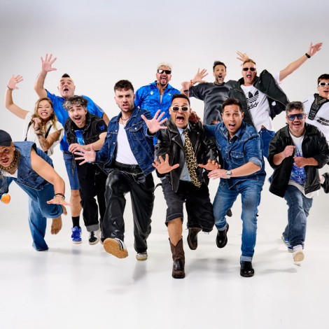 Los Caligaris estrenaron Caligaris Si, su nuevo disco con colaboraciones de lujo y una portada hecha por un fan